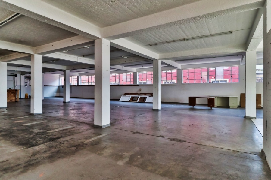 To Let  Bedroom Property for Rent in Woodstock Western Cape